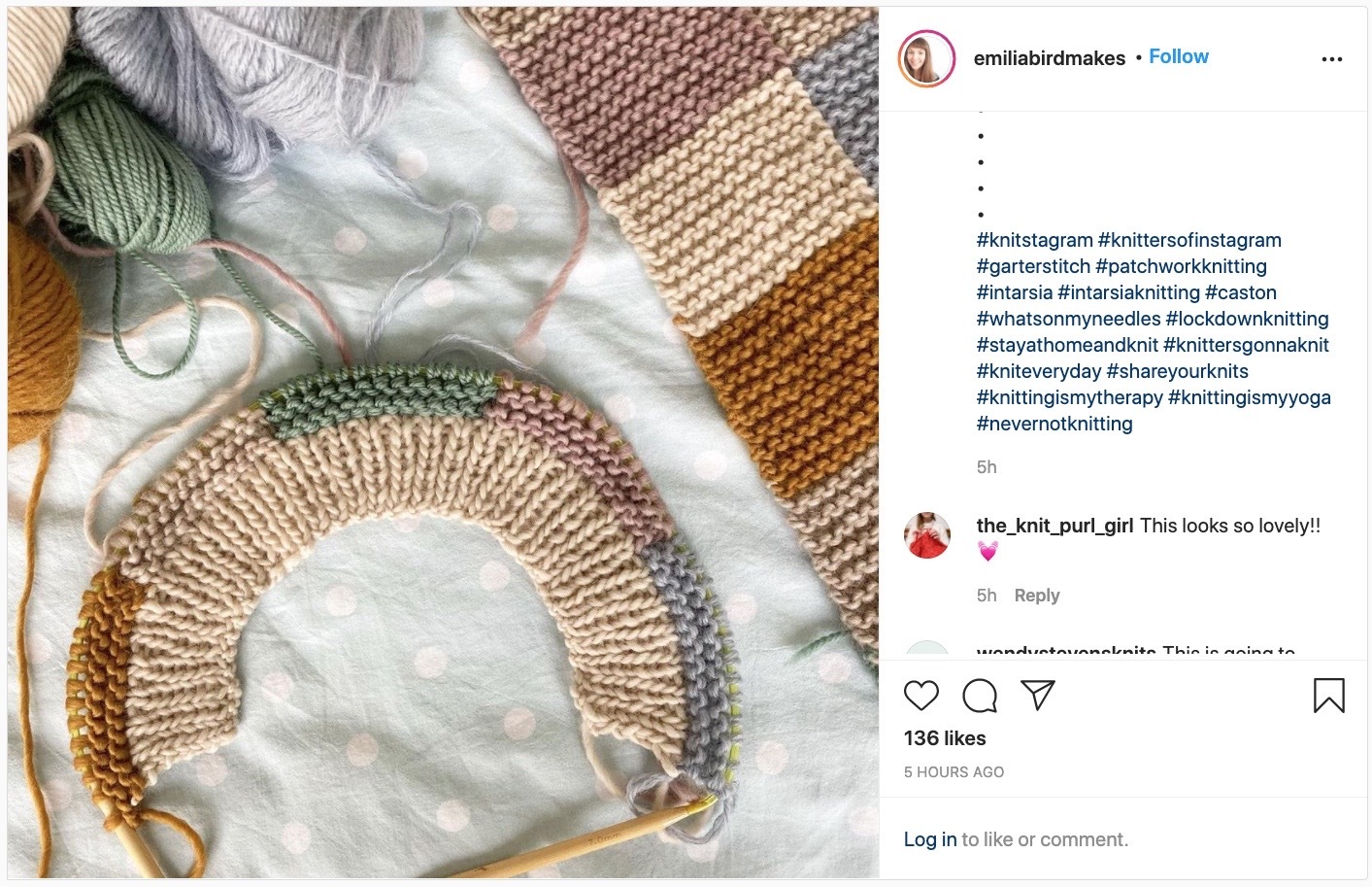 Instagram post with knitted scarf and the instagram hashtag #knittersofinstagram