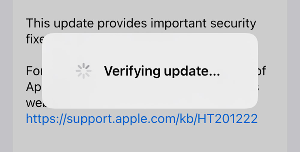 iPhone verifying update...